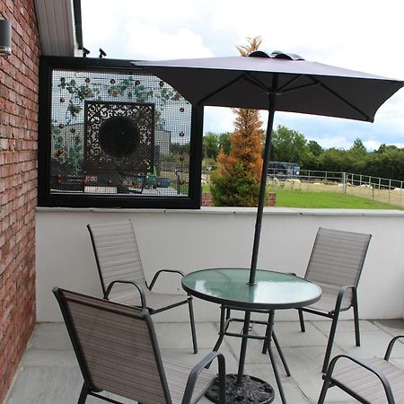 Contemporary Countryside Home Dromore (Down) Exterior foto